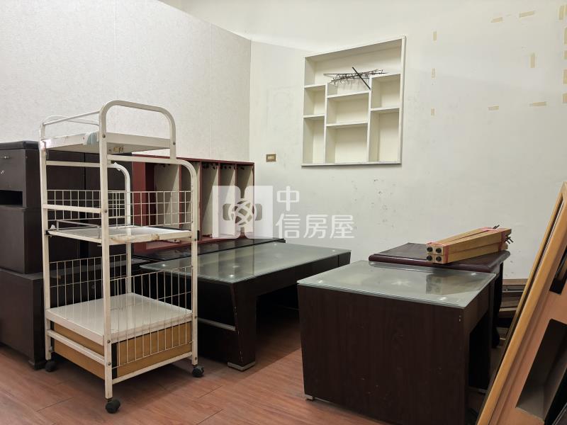 新明市場金店面 Ⅱ房屋室內格局與周邊環境