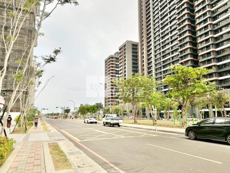 億載國小三改二大房平車房屋室內格局與周邊環境