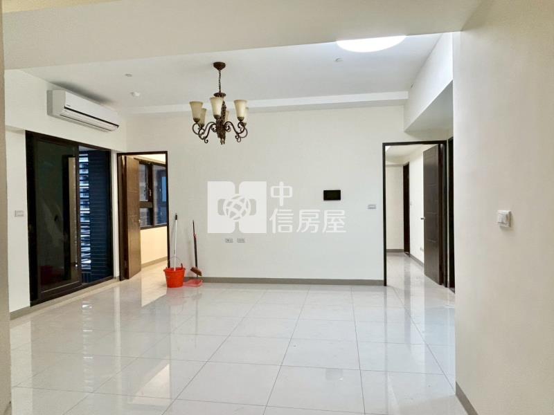 億載國小三改二大房平車房屋室內格局與周邊環境