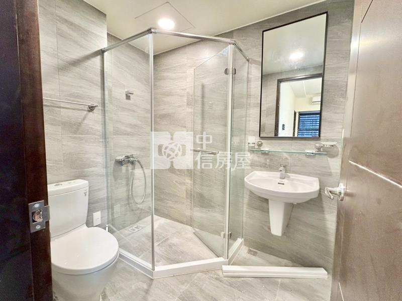 億載國小三改二大房平車房屋室內格局與周邊環境