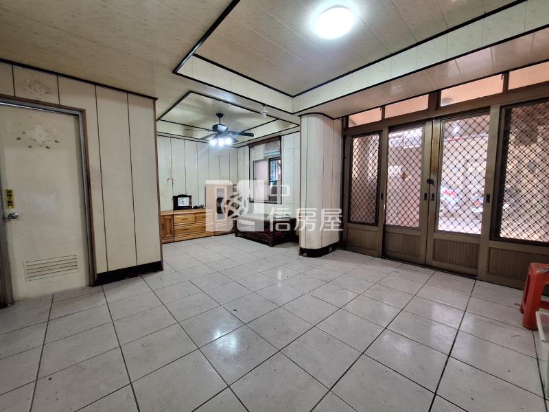 山仔頂公園旁低總價透天房屋室內格局與周邊環境