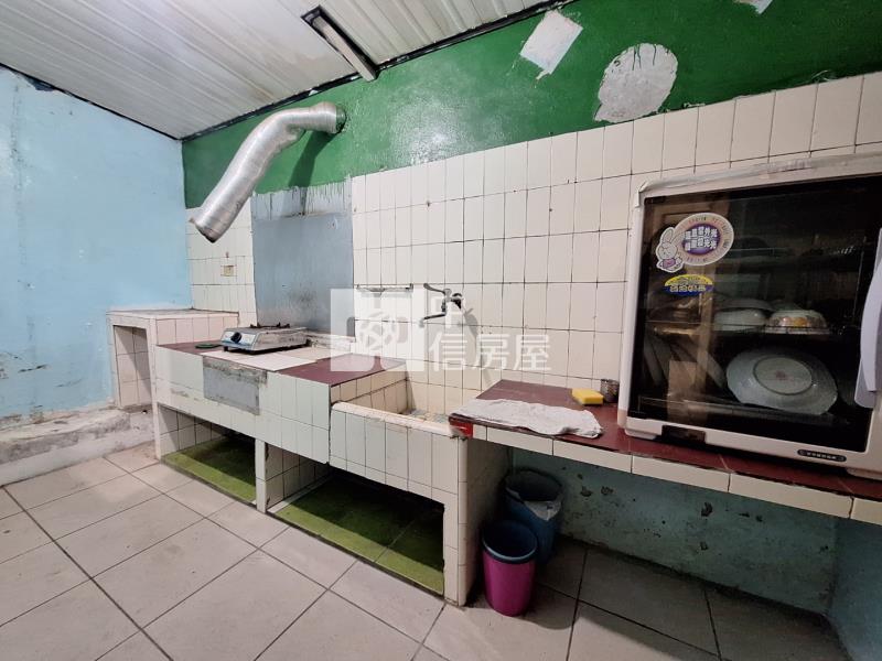 山仔頂公園旁低總價透天房屋室內格局與周邊環境