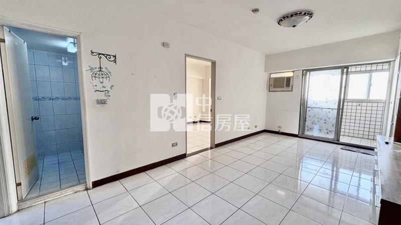 芳鄰名邸三房平車房屋室內格局與周邊環境