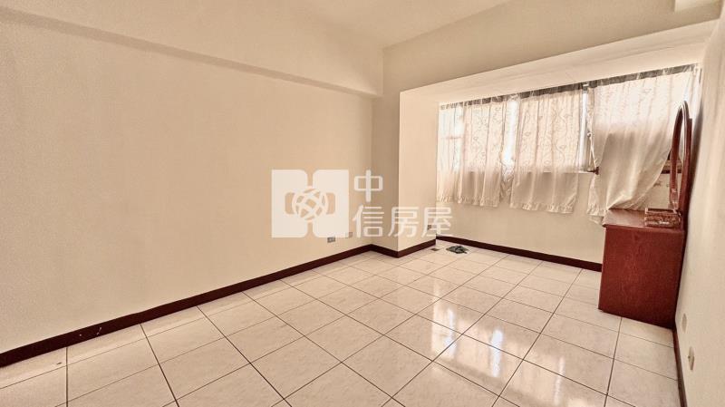 芳鄰名邸三房平車房屋室內格局與周邊環境