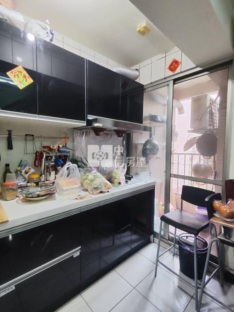 楊梅交流道旁上疊別墅+車位房屋室內格局與周邊環境