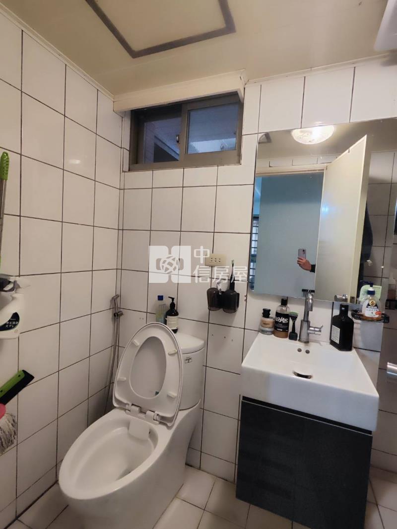 楊梅交流道旁上疊別墅+車位房屋室內格局與周邊環境