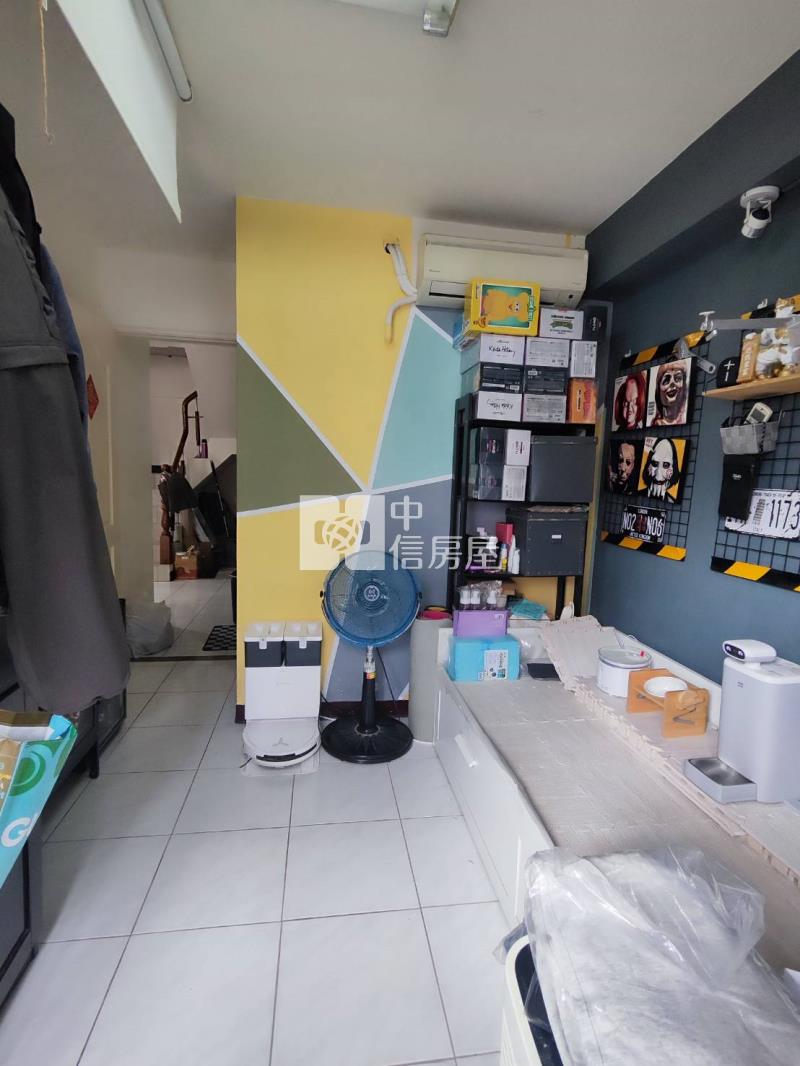 楊梅交流道旁上疊別墅+車位房屋室內格局與周邊環境