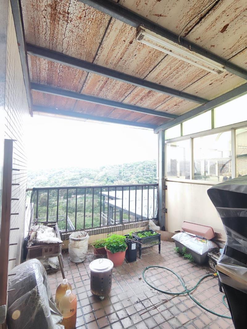 楊梅交流道旁上疊別墅+車位房屋室內格局與周邊環境