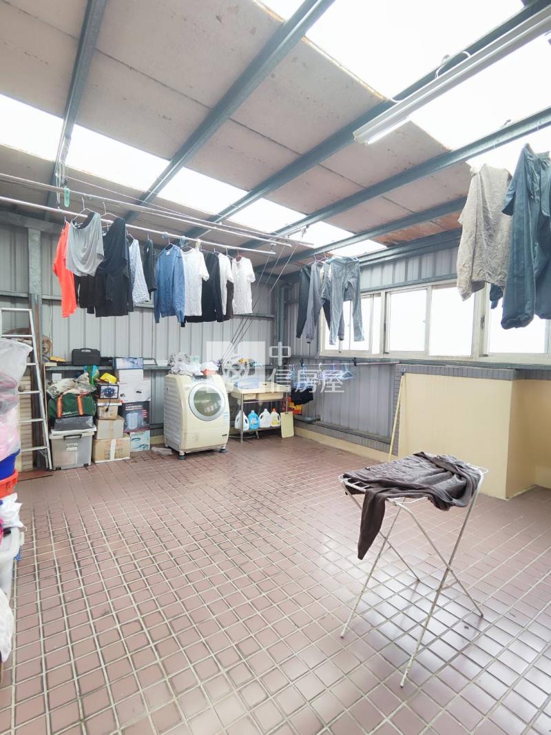 楊梅交流道旁上疊別墅+車位房屋室內格局與周邊環境