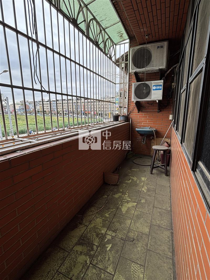 中壢體育園區大地坪透店房屋室內格局與周邊環境