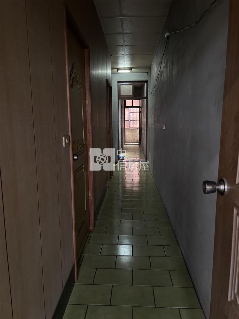 中壢體育園區大地坪透店房屋室內格局與周邊環境