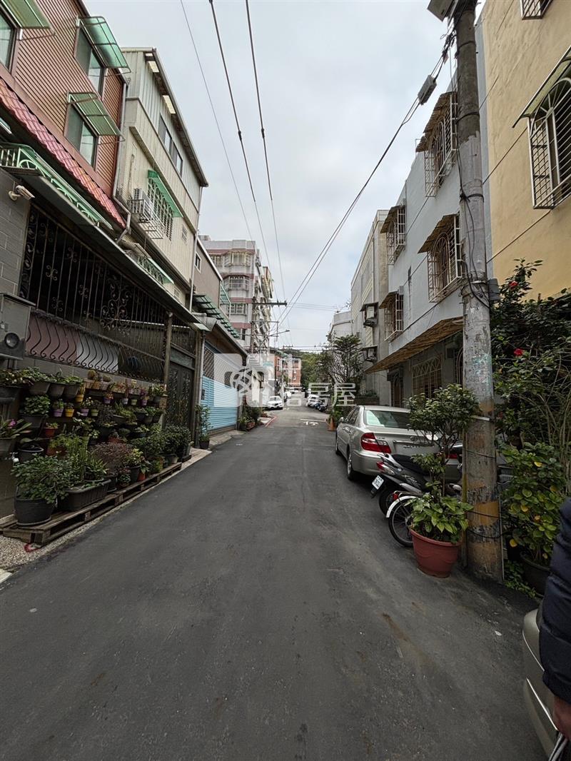 會稽國中全新電梯透天15套房房屋室內格局與周邊環境