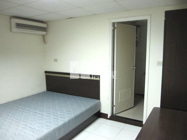 南亞技術學院高投報收租12套房房屋室內格局與周邊環境