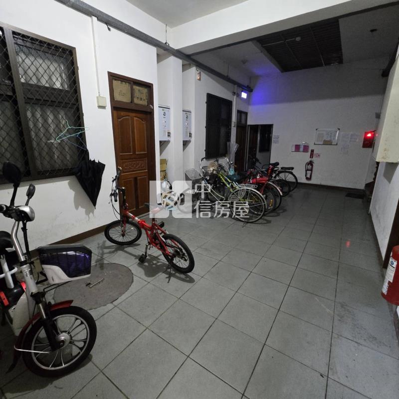 中央大學農舍(32間套房)房屋室內格局與周邊環境