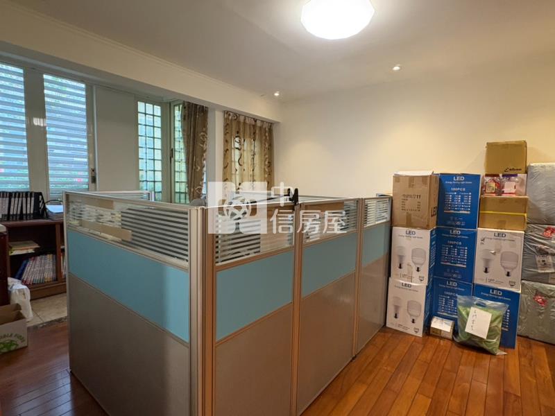 龍潭百年【牛津特區】雙併出租別墅｜3車位開底合一房屋室內格局與周邊環境