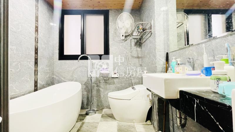 宜市東區屋況極佳邊間9年透天房屋室內格局與周邊環境