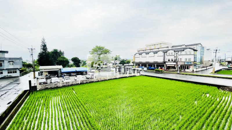 宜市東區屋況極佳邊間9年透天房屋室內格局與周邊環境