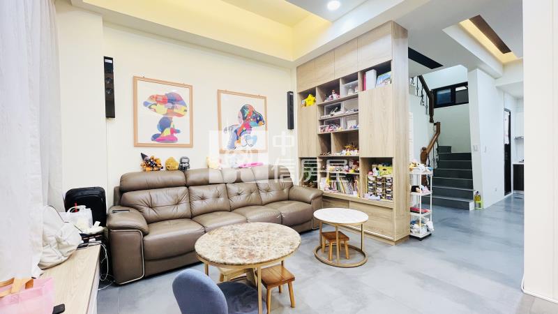 宜市東區屋況極佳邊間9年透天房屋室內格局與周邊環境