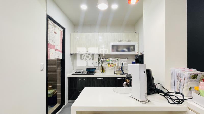 宜市東區屋況極佳邊間9年透天房屋室內格局與周邊環境