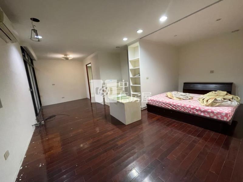 楊梅商業區三層透天住店房屋室內格局與周邊環境