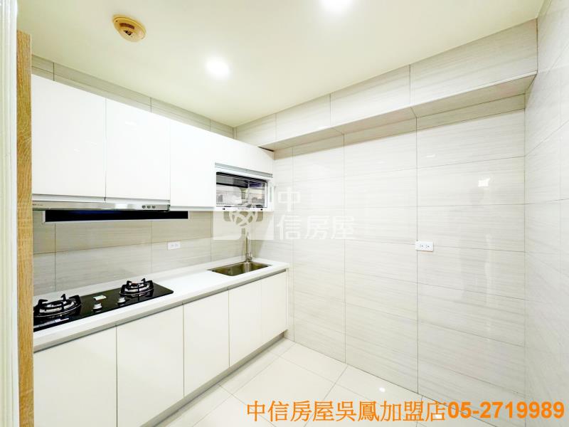 嘉大新民校區漂亮景觀3房附車位房屋室內格局與周邊環境