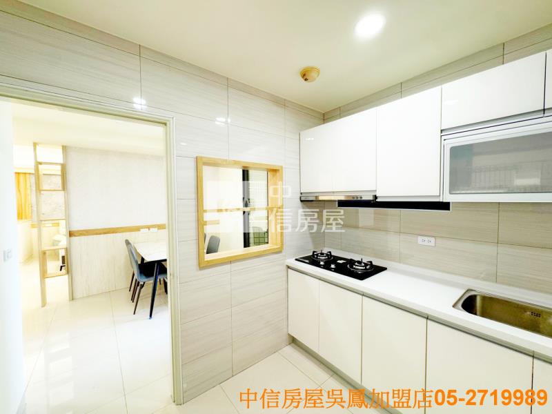 嘉大新民校區漂亮景觀3房附車位房屋室內格局與周邊環境