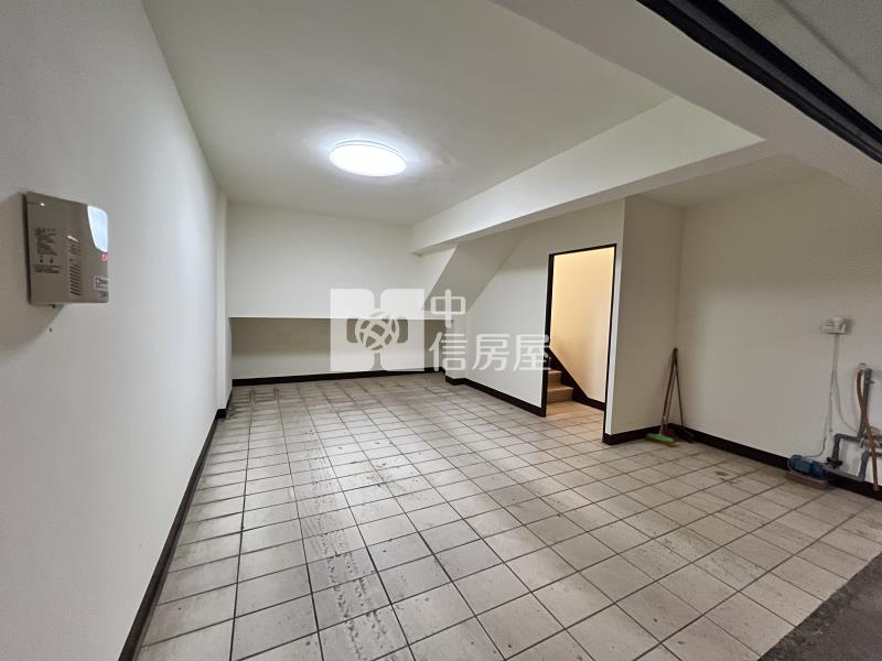 楊梅瑞塘國小瑞平國中旁整新車庫別墅房屋室內格局與周邊環境