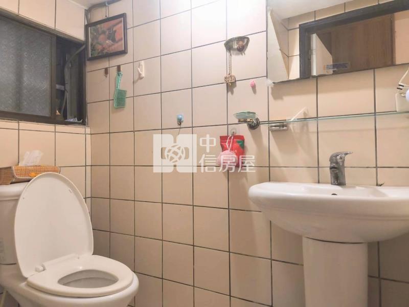 平鎮車站邊間大地坪透天房屋室內格局與周邊環境