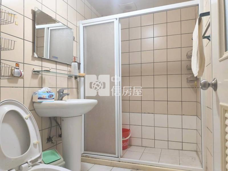 平鎮車站邊間大地坪透天房屋室內格局與周邊環境