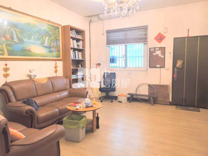 平鎮車站邊間大地坪透天房屋室內格局與周邊環境