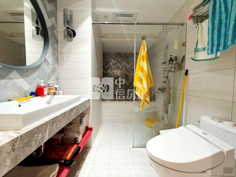 【新世紀】民權經典三改二房平面車房屋室內格局與周邊環境