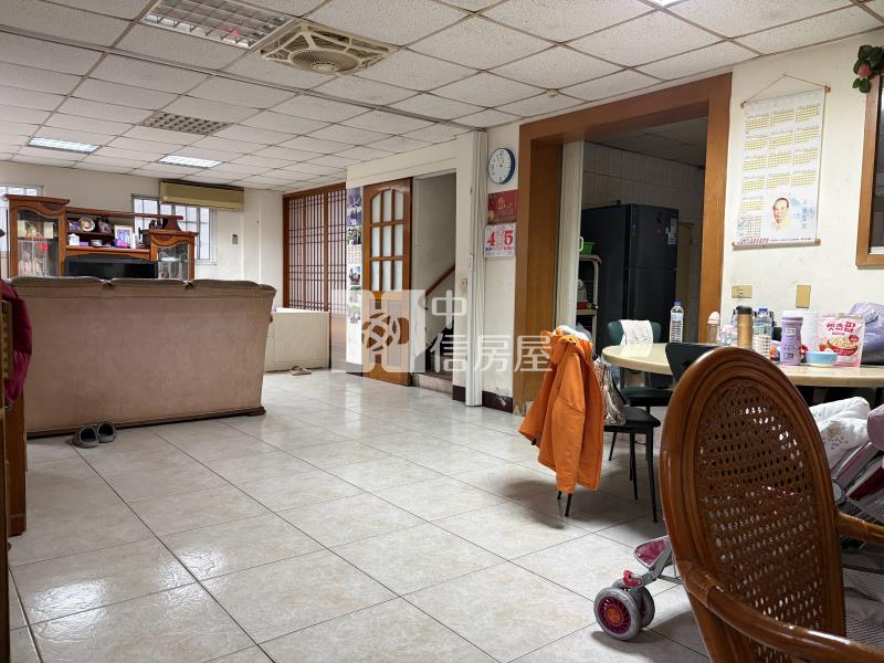 南勢獨棟大地坪透天房屋室內格局與周邊環境