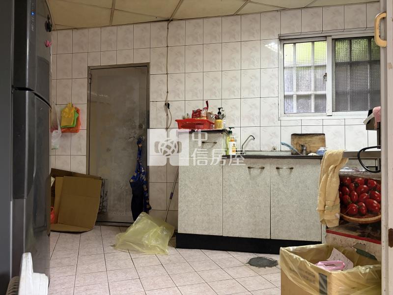 南勢獨棟大地坪透天房屋室內格局與周邊環境