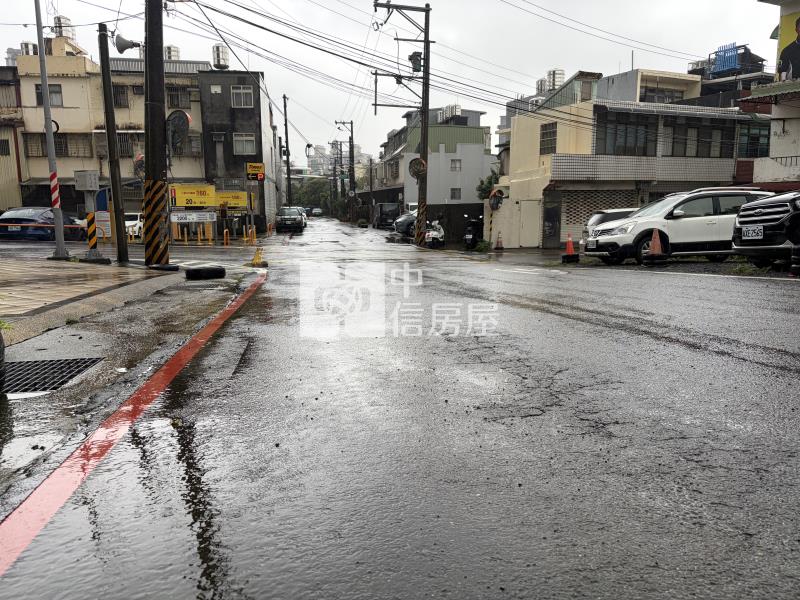 南勢獨棟大地坪透天房屋室內格局與周邊環境