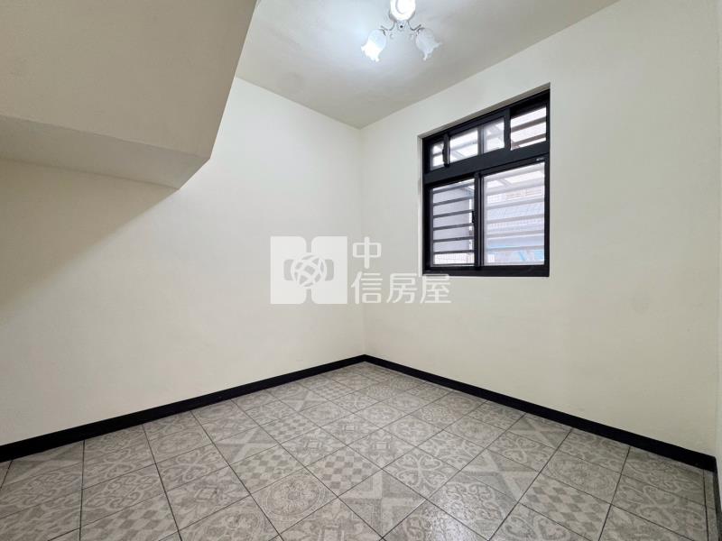 龍潭804醫院.武漢國中.全新整理美透天房屋室內格局與周邊環境