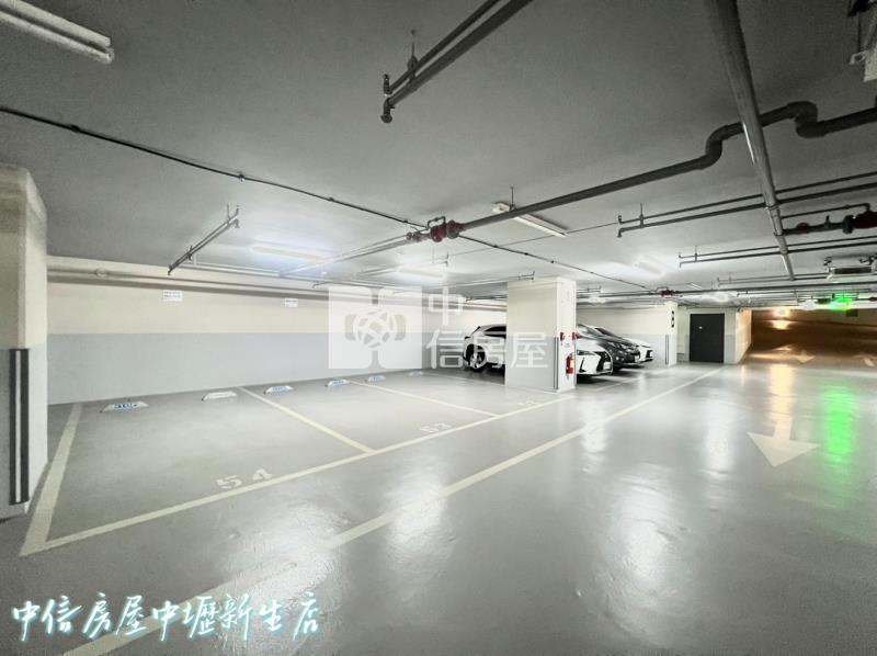 青埔A18.站前廣場精緻景觀大套房房屋室內格局與周邊環境