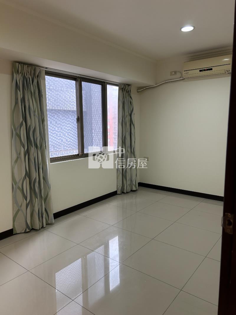 平鎮車站旁超美景觀大四房平車房屋室內格局與周邊環境