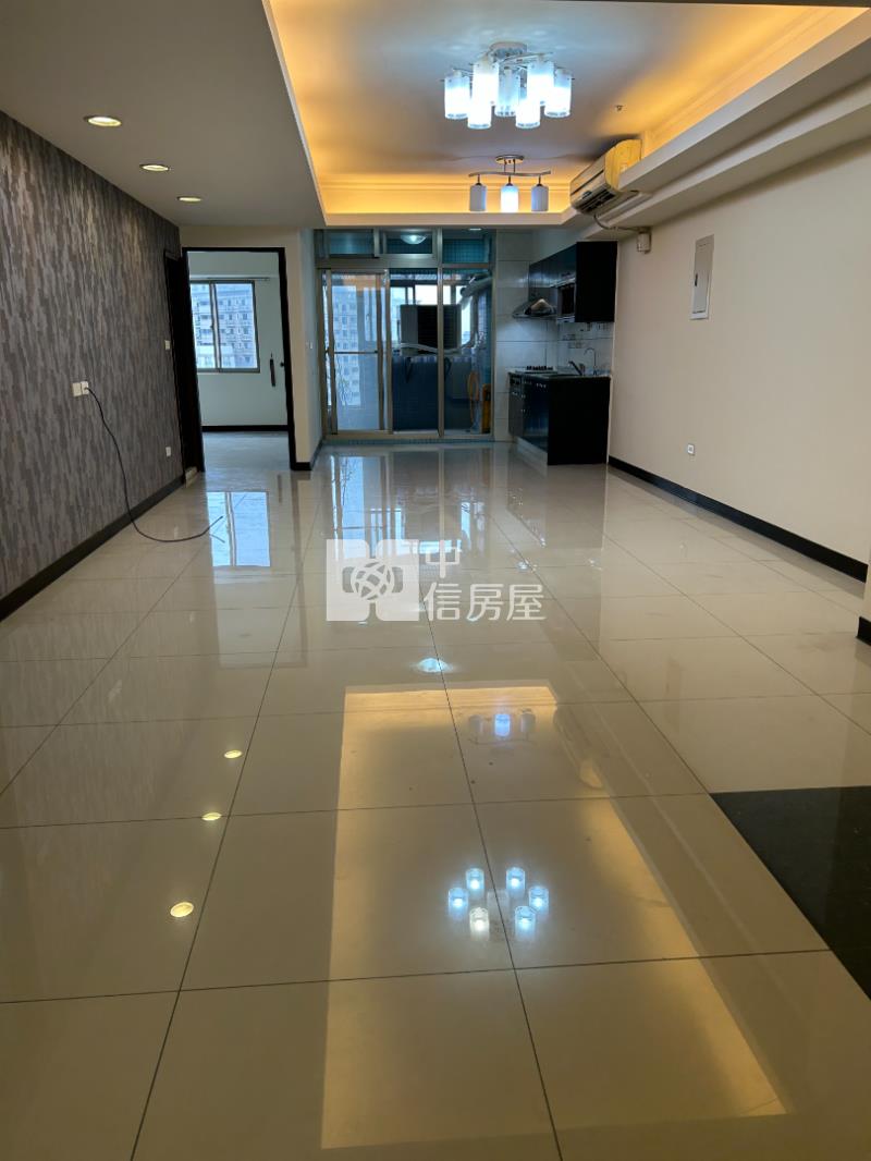 平鎮車站旁超美景觀大四房平車房屋室內格局與周邊環境