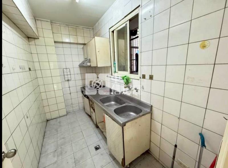 內壢交流道收租華廈房屋室內格局與周邊環境