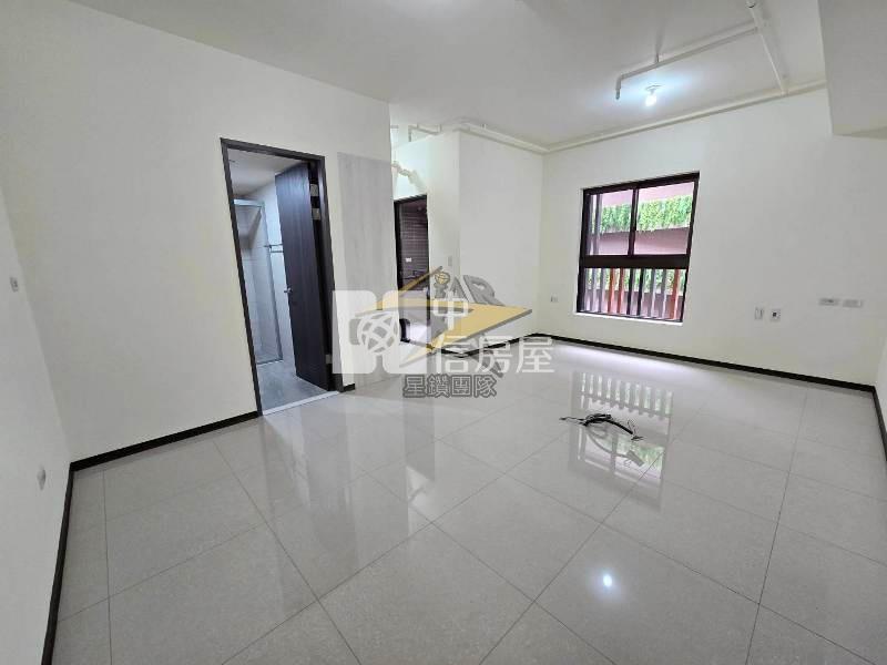 【星鑽】高鐵第一排|亞昕喜徠登|低總價1房車房屋室內格局與周邊環境