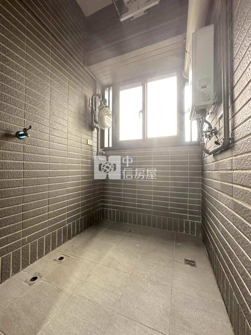 佳泰大方精緻兩房平車捷運宅房屋室內格局與周邊環境