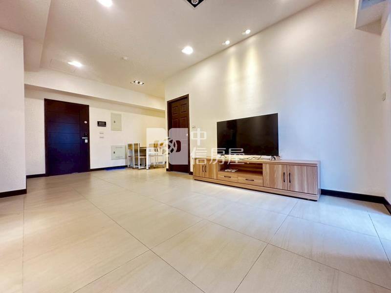 佳泰大方精緻兩房平車捷運宅房屋室內格局與周邊環境