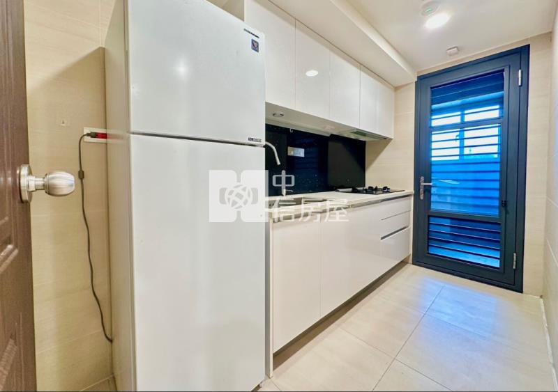 南屯捷運站佳泰大方視野兩房平車房屋室內格局與周邊環境