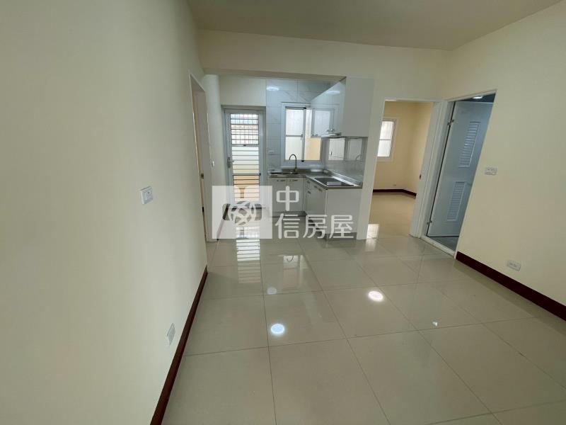 鳳山園藝所三房健身公寓房屋室內格局與周邊環境