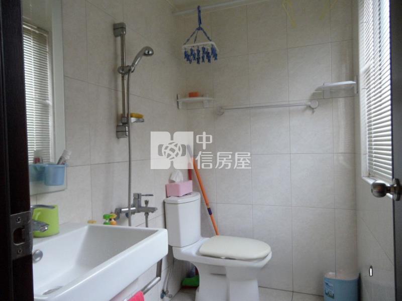 【收租、自住】傳世御苑 五房+雙車位別墅(中信卓越團隊)房屋室內格局與周邊環境