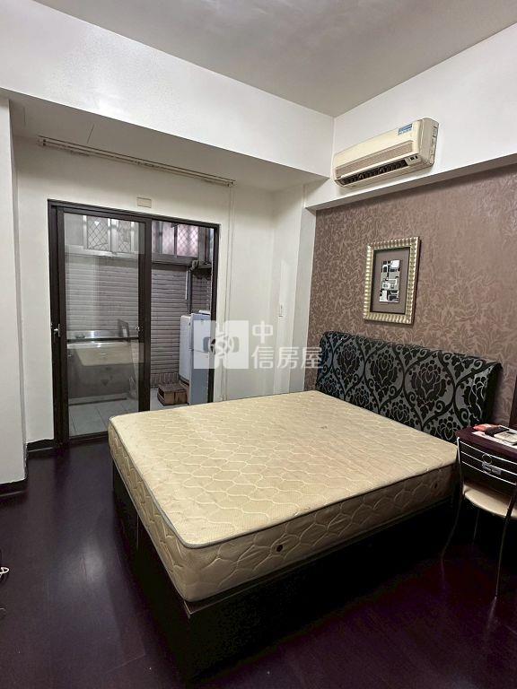 【收租、自住】傳世御苑 五房+雙車位別墅(中信卓越團隊)房屋室內格局與周邊環境