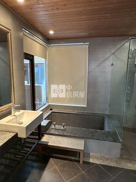 【收租、自住】傳世御苑 五房+雙車位別墅(中信卓越團隊)房屋室內格局與周邊環境