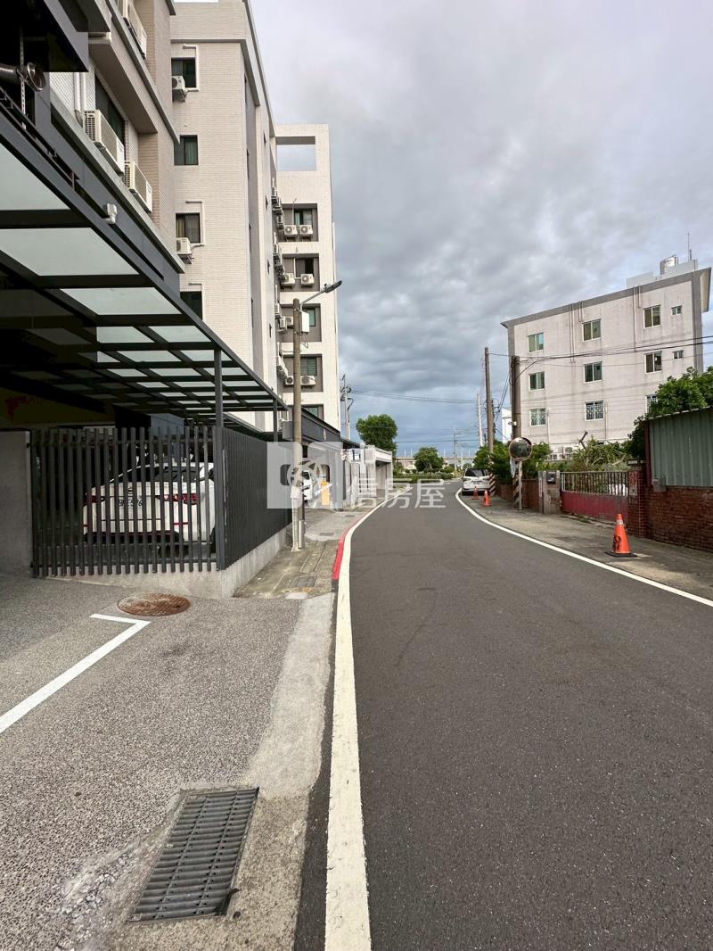 新市南科之心2房車位房屋室內格局與周邊環境