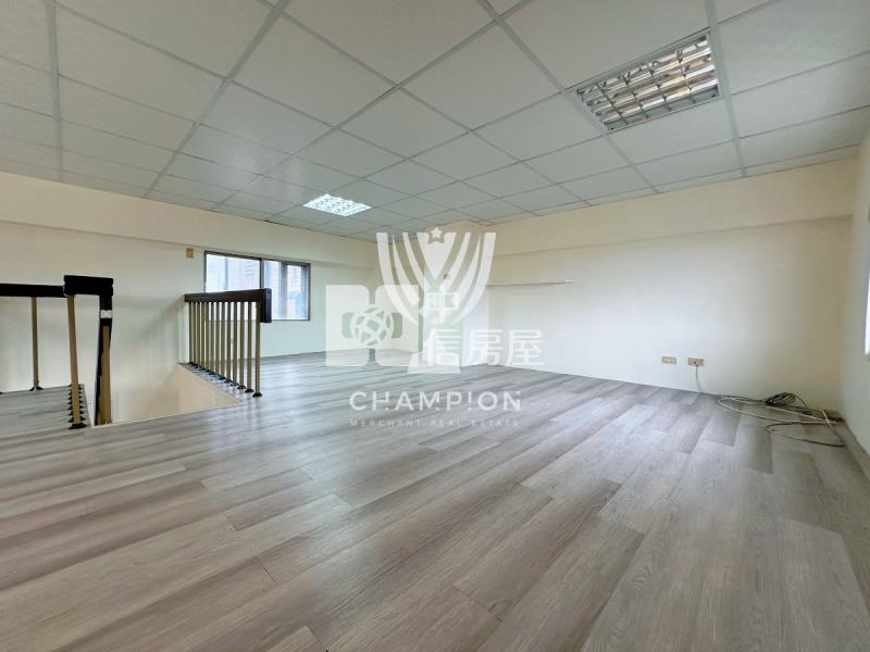 【冠軍】喜市挑高4米5景觀屋房屋室內格局與周邊環境