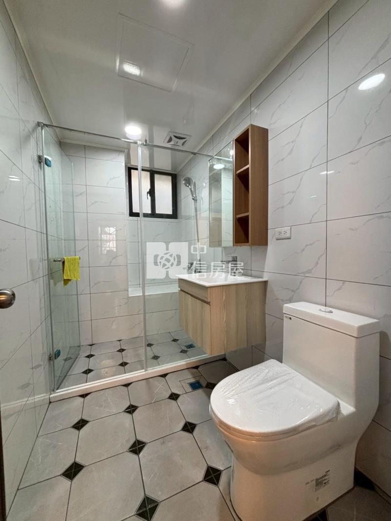 內壢環中邊間3+1房+車位房屋室內格局與周邊環境